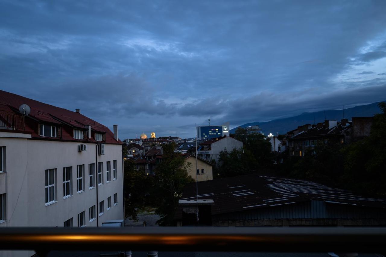 Hotel Leda София Экстерьер фото