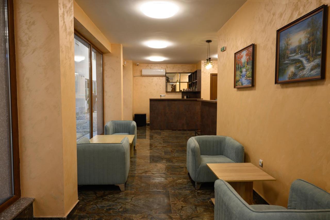 Hotel Leda София Экстерьер фото